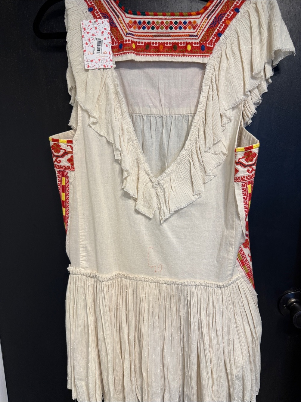 Free People BNWT Embroidered Ivory Peasant Top with Multicolor Trim - Picture 3 of 11